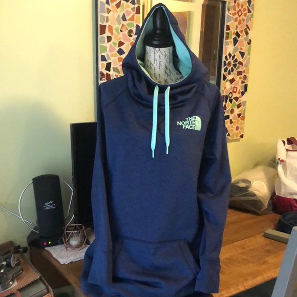 The NorthFace Extra long Sweatshirt - Picture 2 of 11